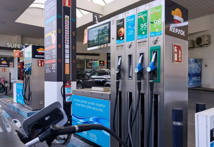 Surtidor con Diesel Nexa